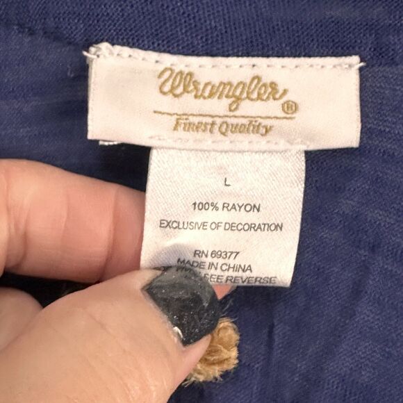 Wrangler Top Shirt L French Navy Embroidered Tassel Rayon Pintuck Boho Blue NEW - Picture 4 of 8